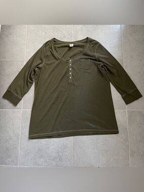 Mossimo Supply Co. Olive Green Crewneck Top